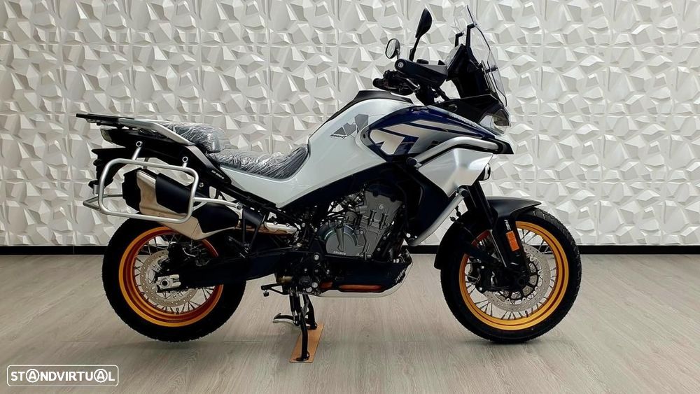 CF Moto 800MT Explore - 1