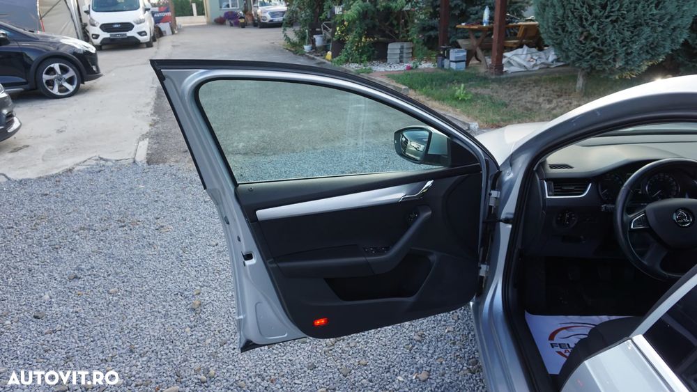 Skoda Octavia 2.0 TDI Green tec Edition - 6
