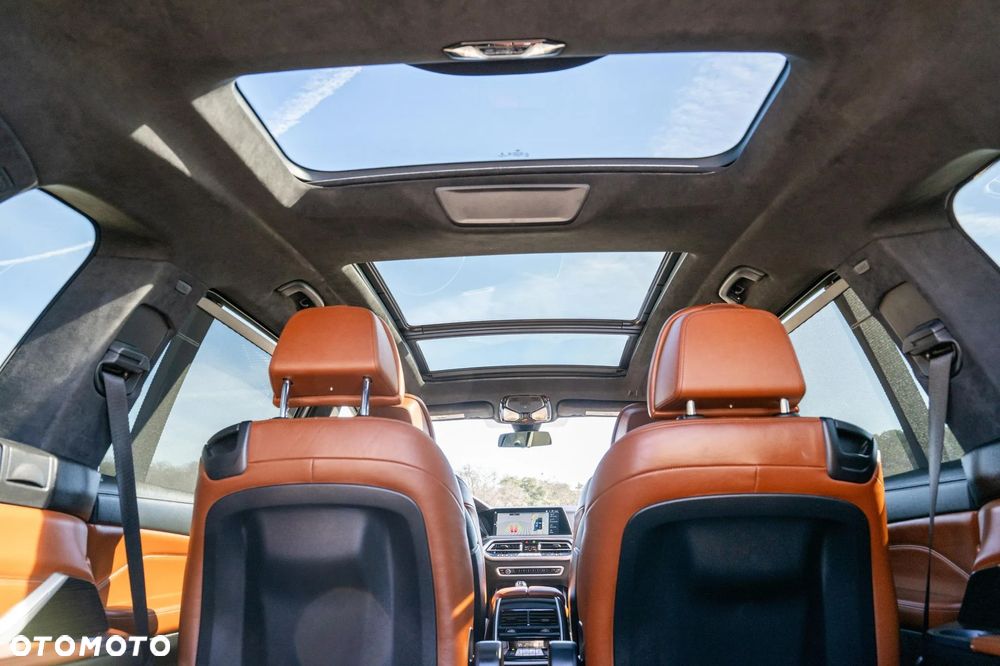 BMW X7 xDrive40i - 29