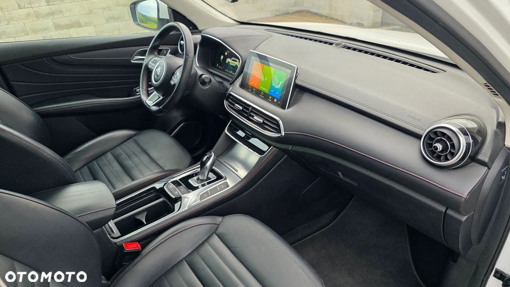 MG HS PHEV Luxury - 9