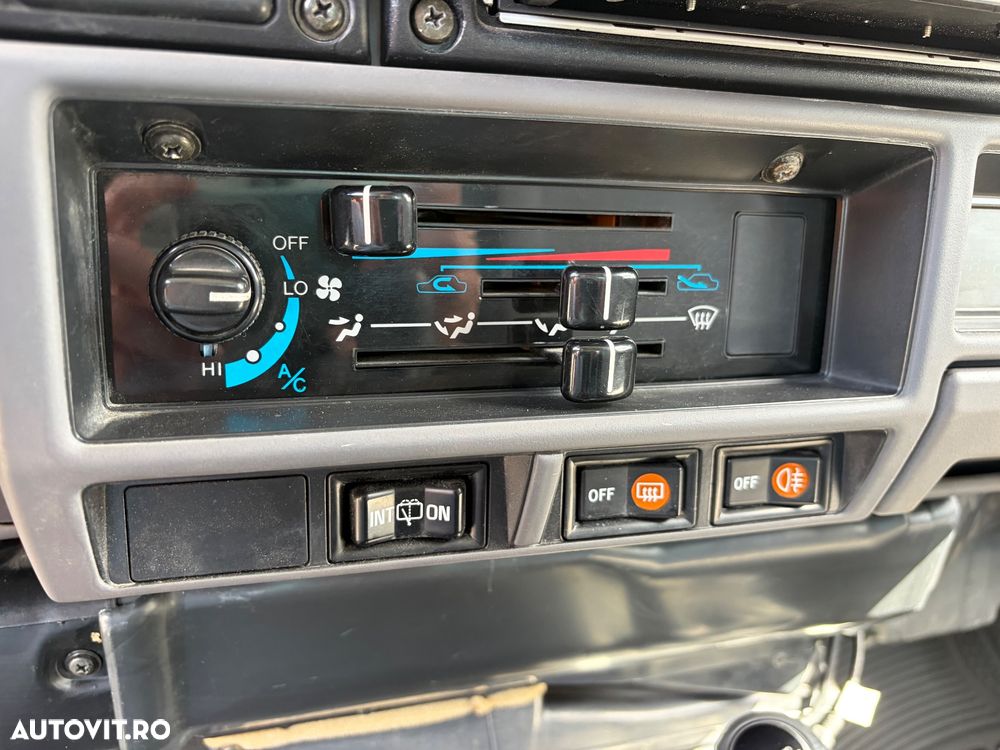 Toyota Land Cruiser - 23