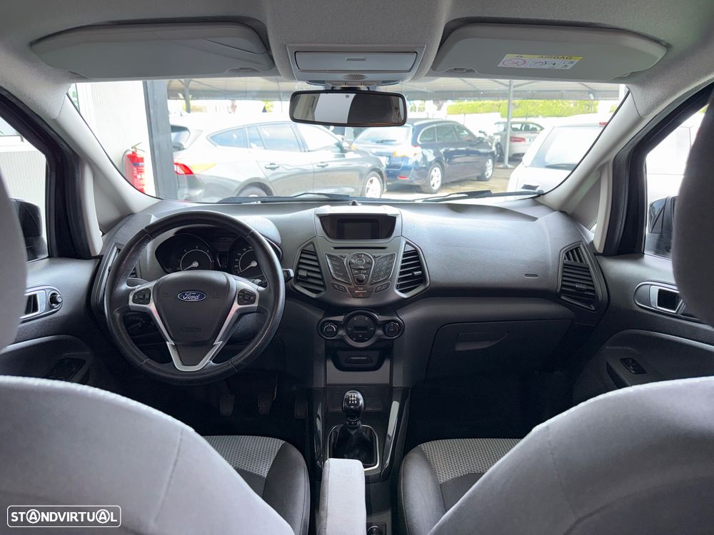 Ford EcoSport 1.5 TDCi Titanium - 9