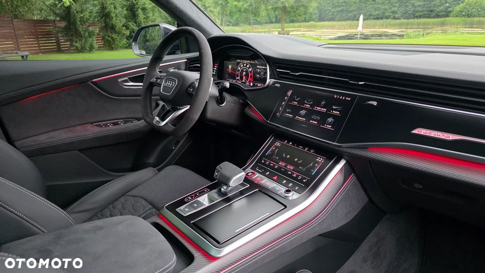 Audi RS Q8 - 18