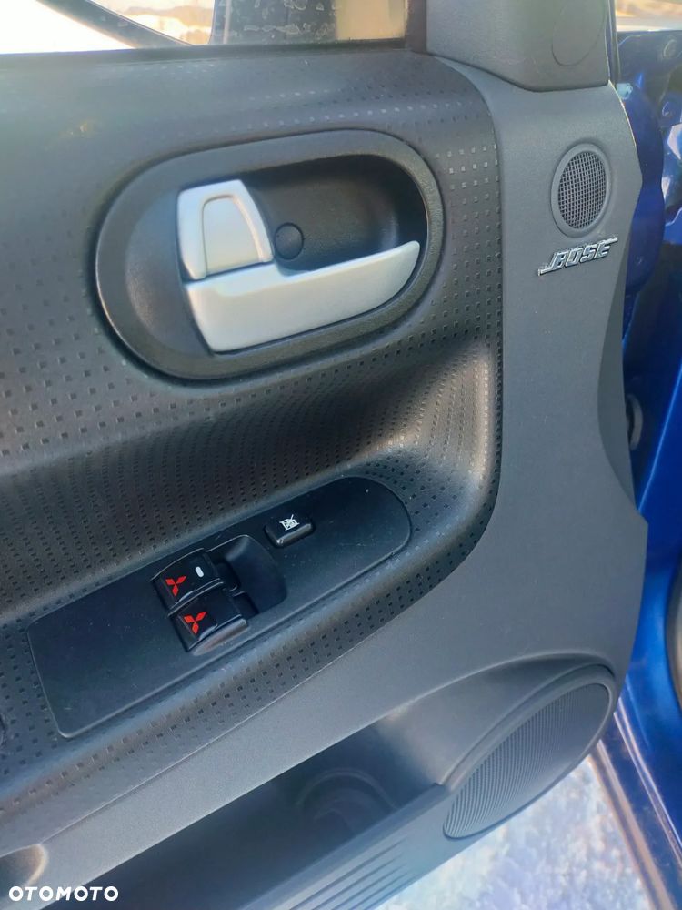 Mitsubishi Colt - 13