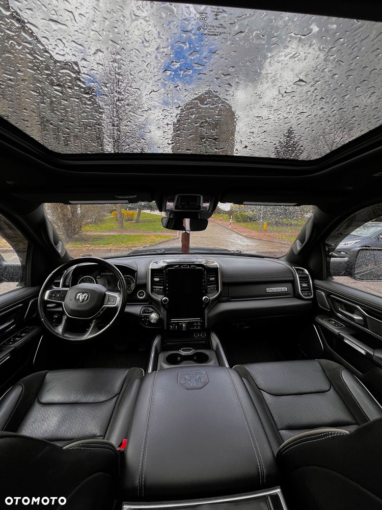 RAM 1500 5.7 Crew Cab Shortbed Laramie Black - 20