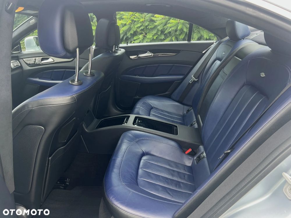 Mercedes-Benz CLS - 14