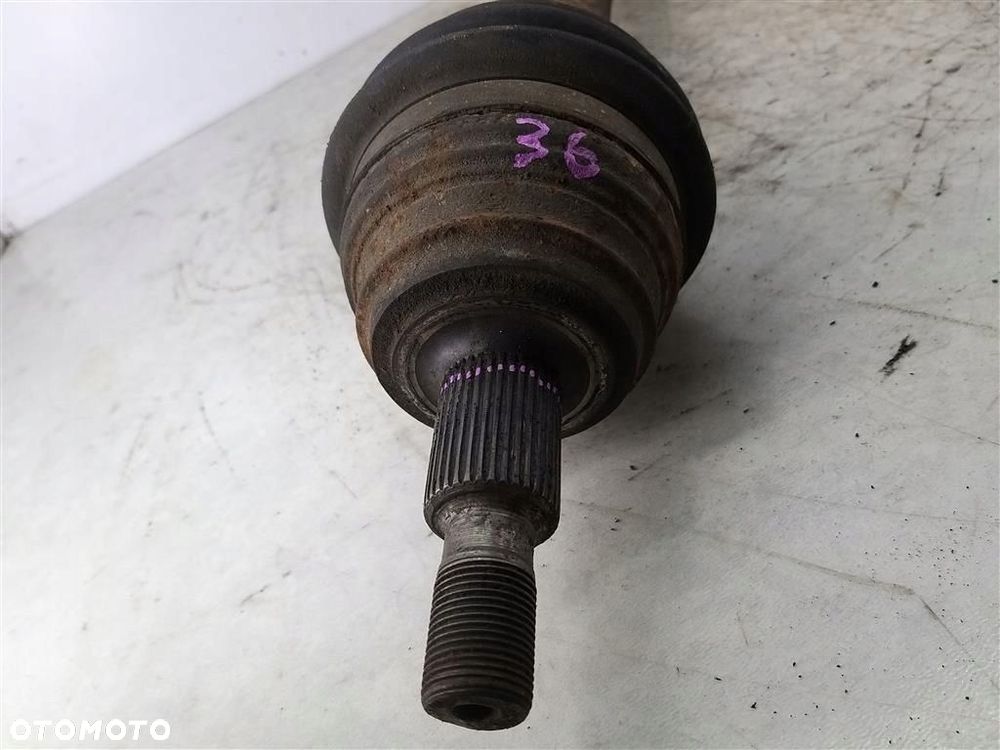 Półoś przód przednia prawa VW Bora  GOLF IV AUDI A3 8L LEON I TOLEDO II OCTAVIA I 1.9 TDI - 4