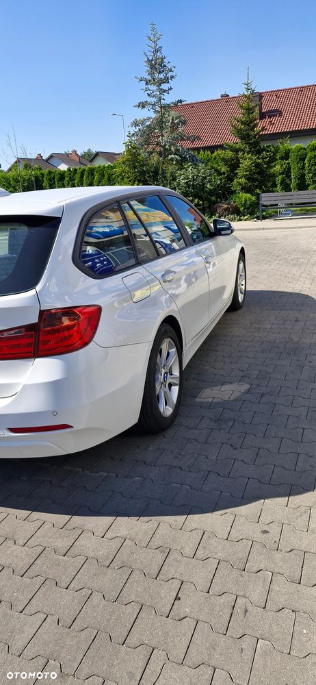 BMW Seria 3 316d - 5