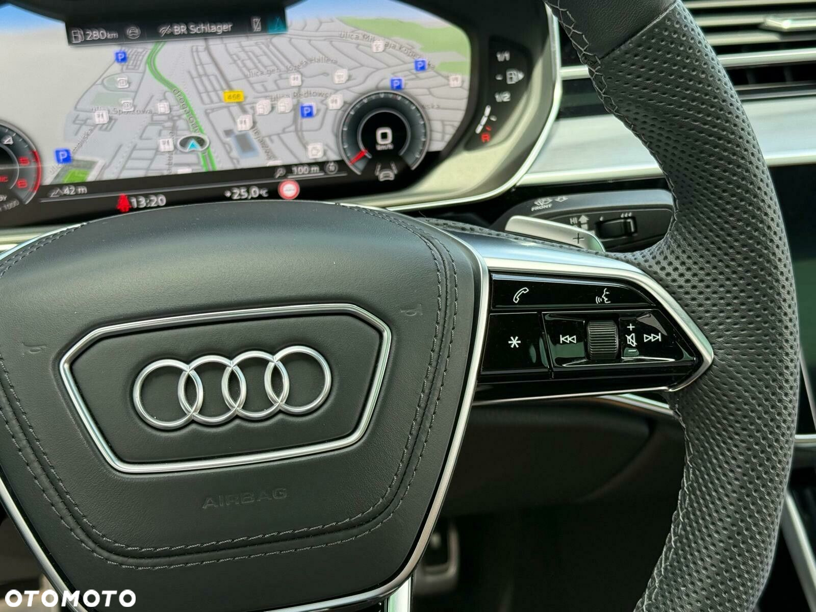 Audi A8 - 12