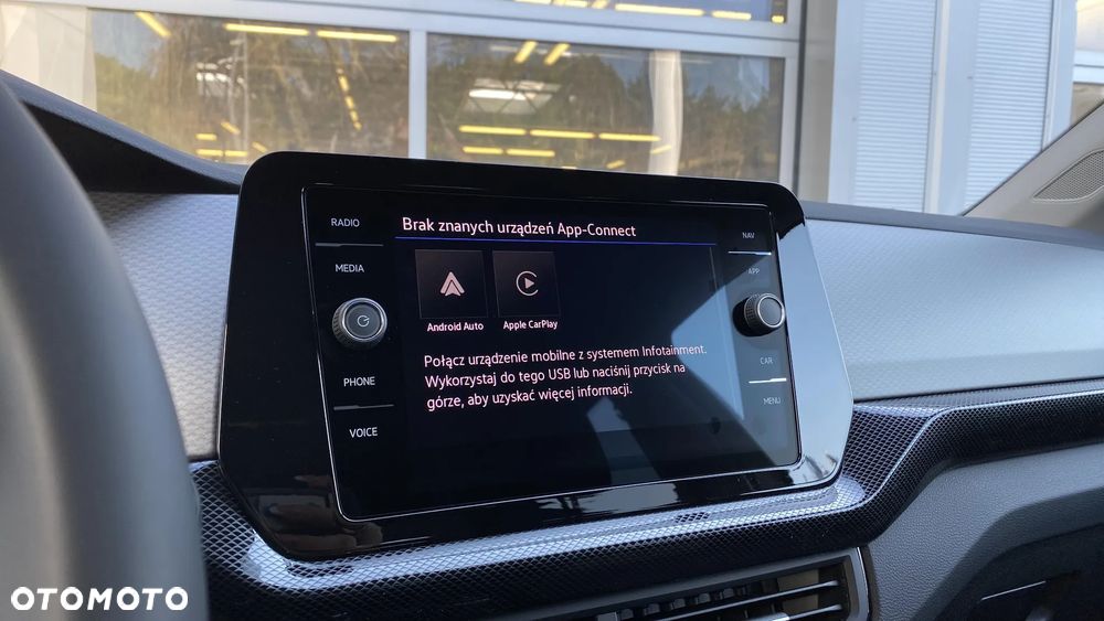 Volkswagen T-Cross - 17