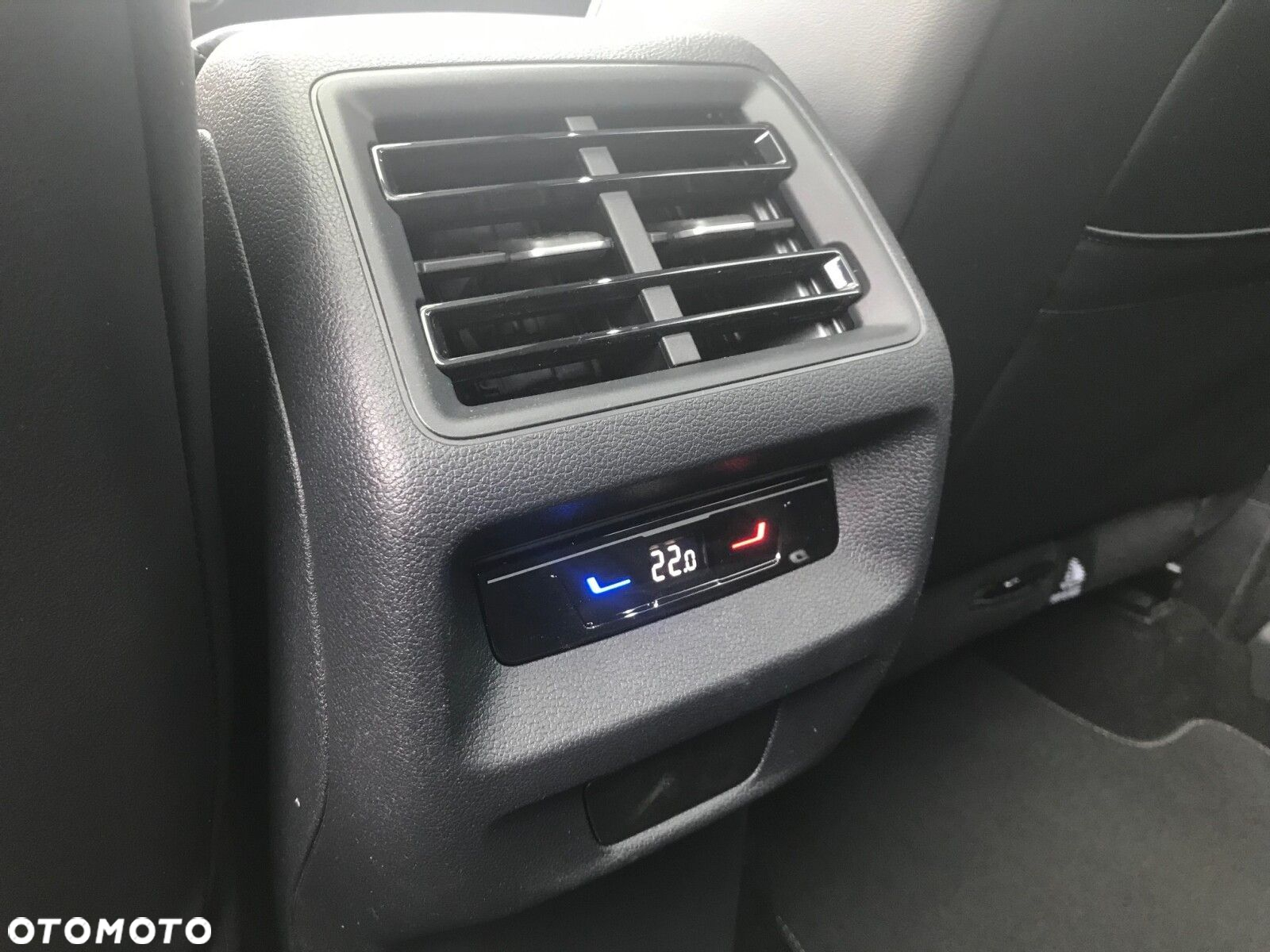 Volkswagen Tiguan - 23