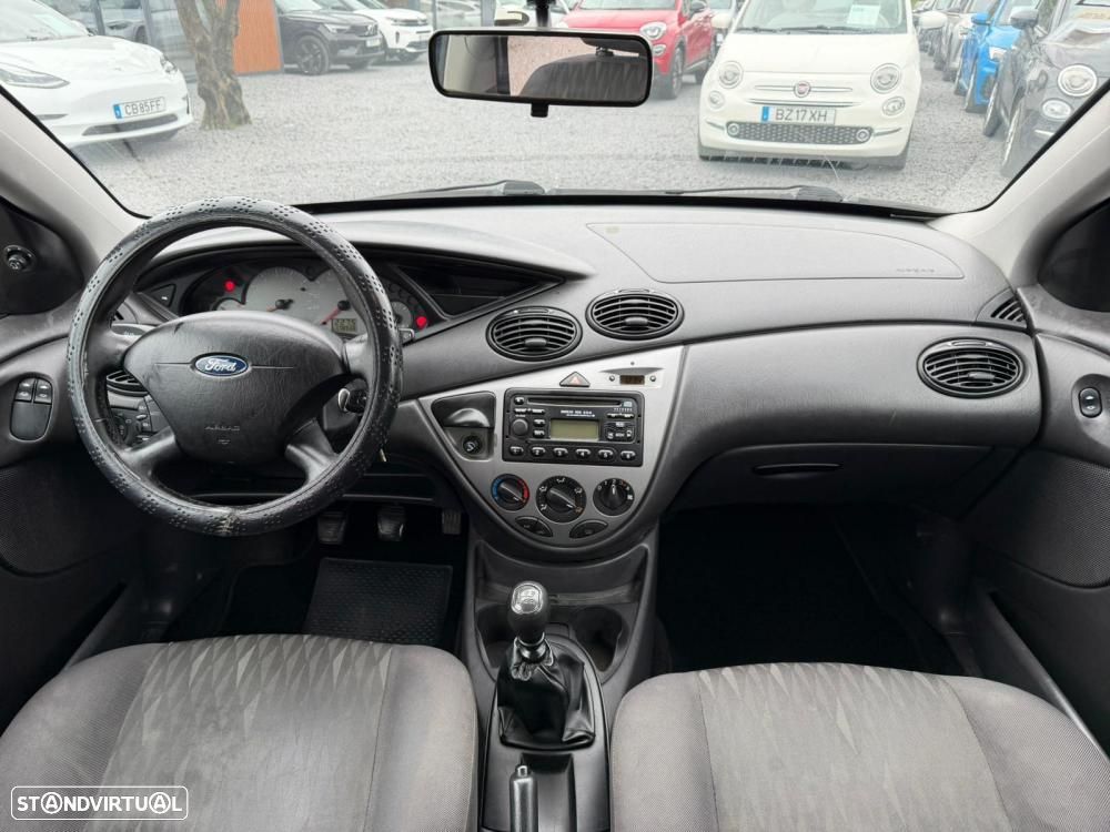 Ford Focus SW 1.8 TDCi Trend - 10