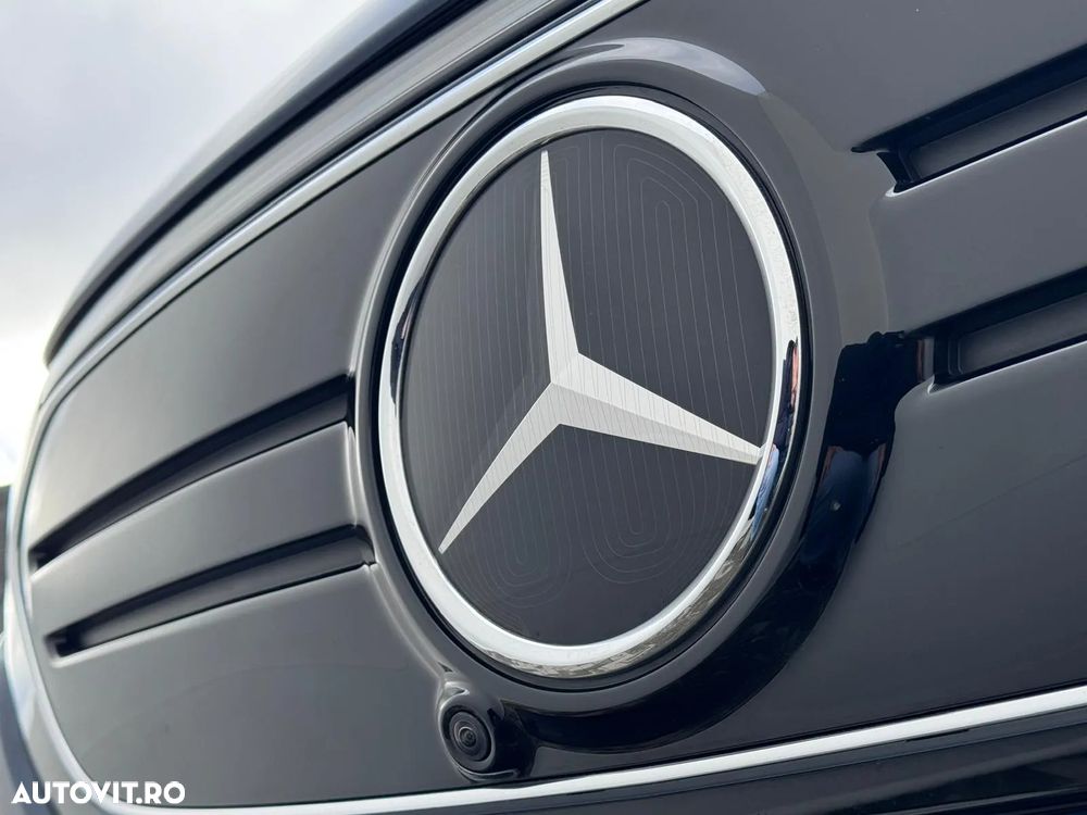 Mercedes-Benz EQB - 17