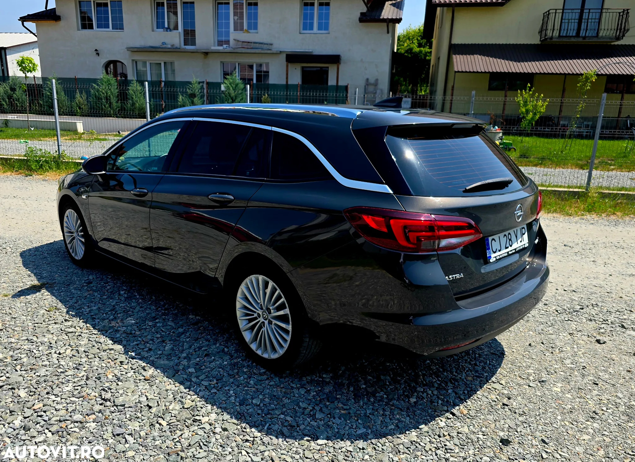 Opel Astra 1.6 D Start/Stop Sports Tourer Business - 4