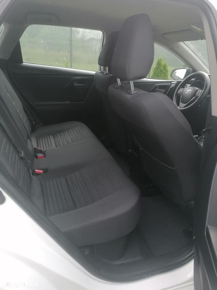 Toyota Auris 1.8 L VVT-i Hybrid Luna - 7
