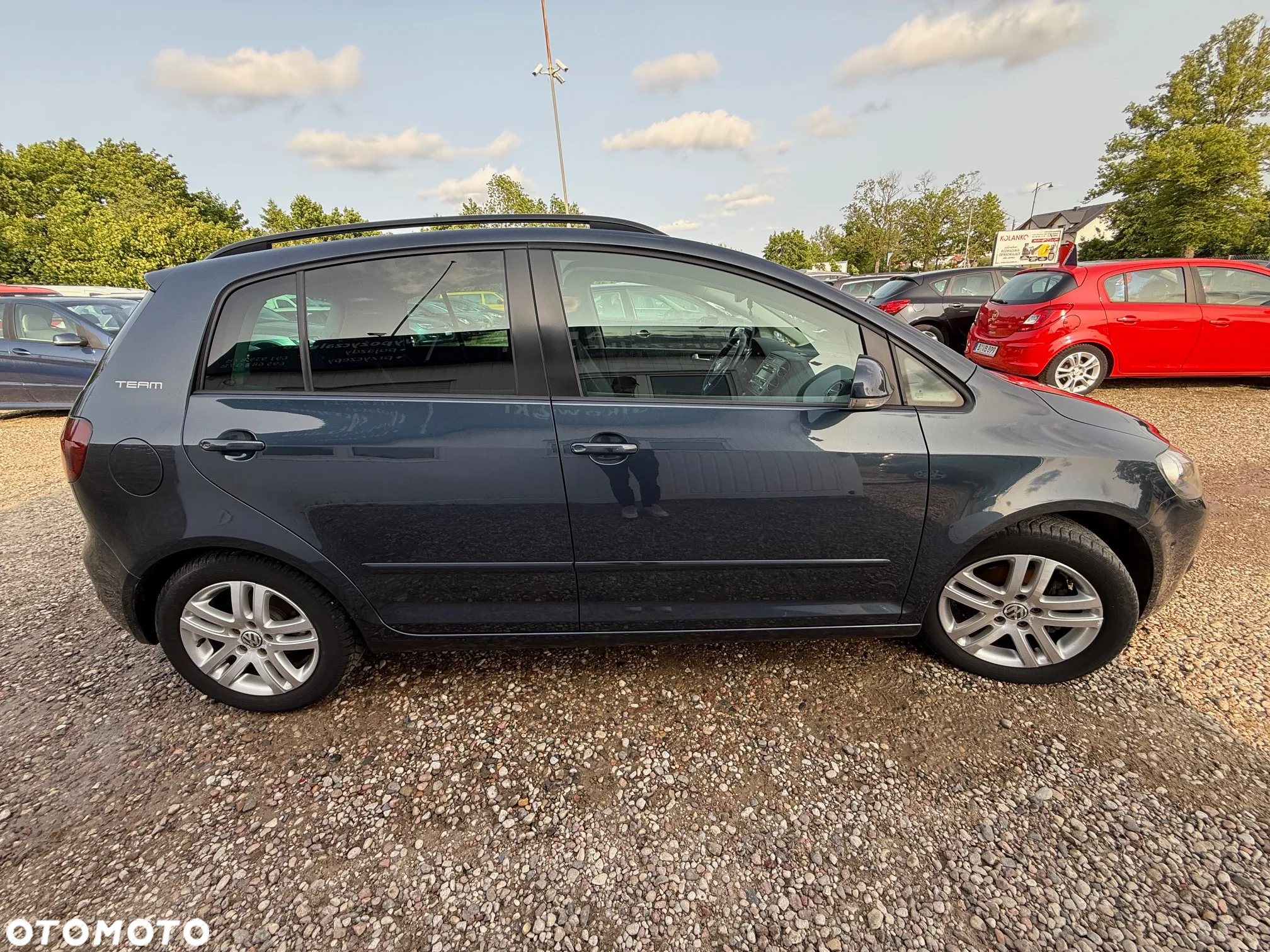 Volkswagen Golf Plus 1.6 TDI BlueMot Comfortline - 9