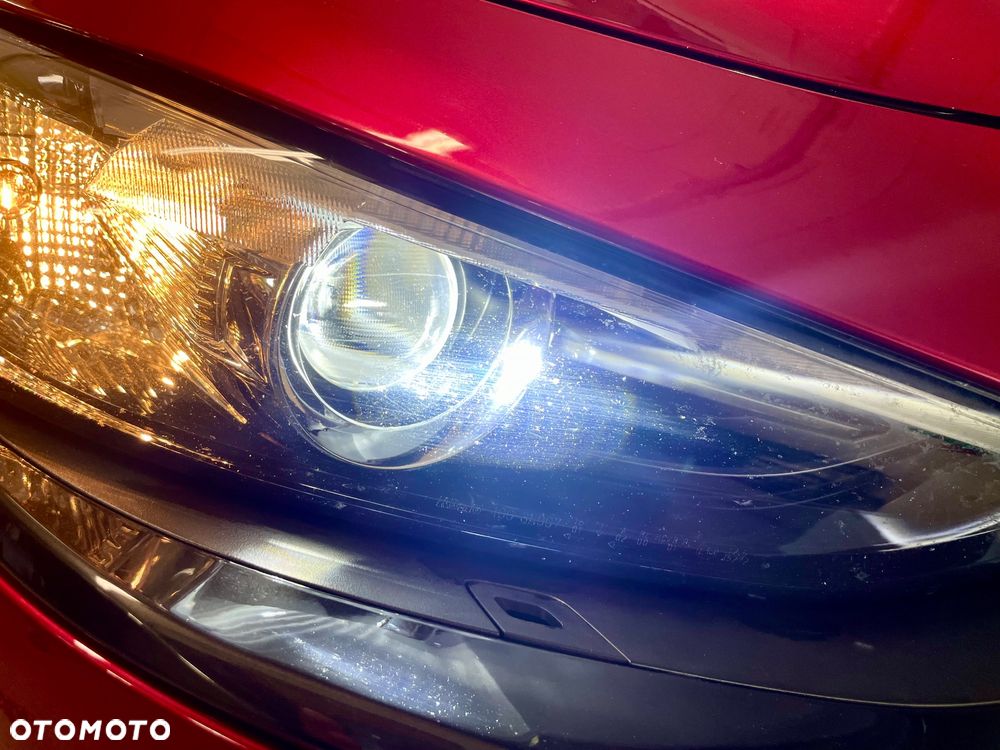 Mazda 3 e-SKYACTIV-G 122 M HYBRID DRIVE EXCLUSIVE-LINE - 33