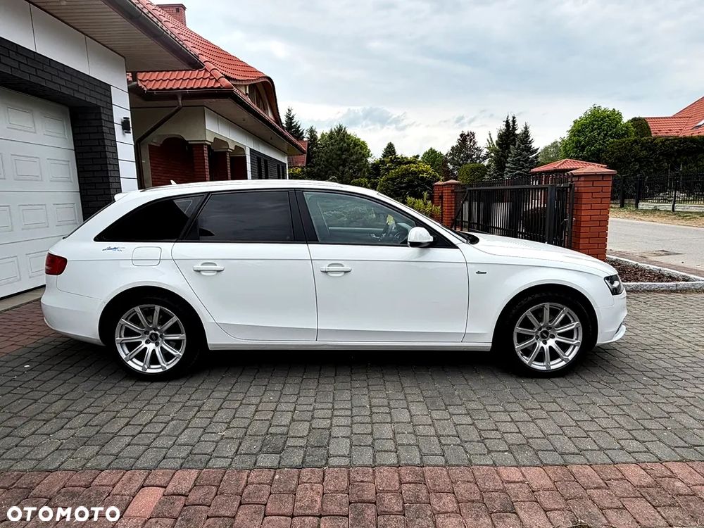 Audi A4 Avant - 13