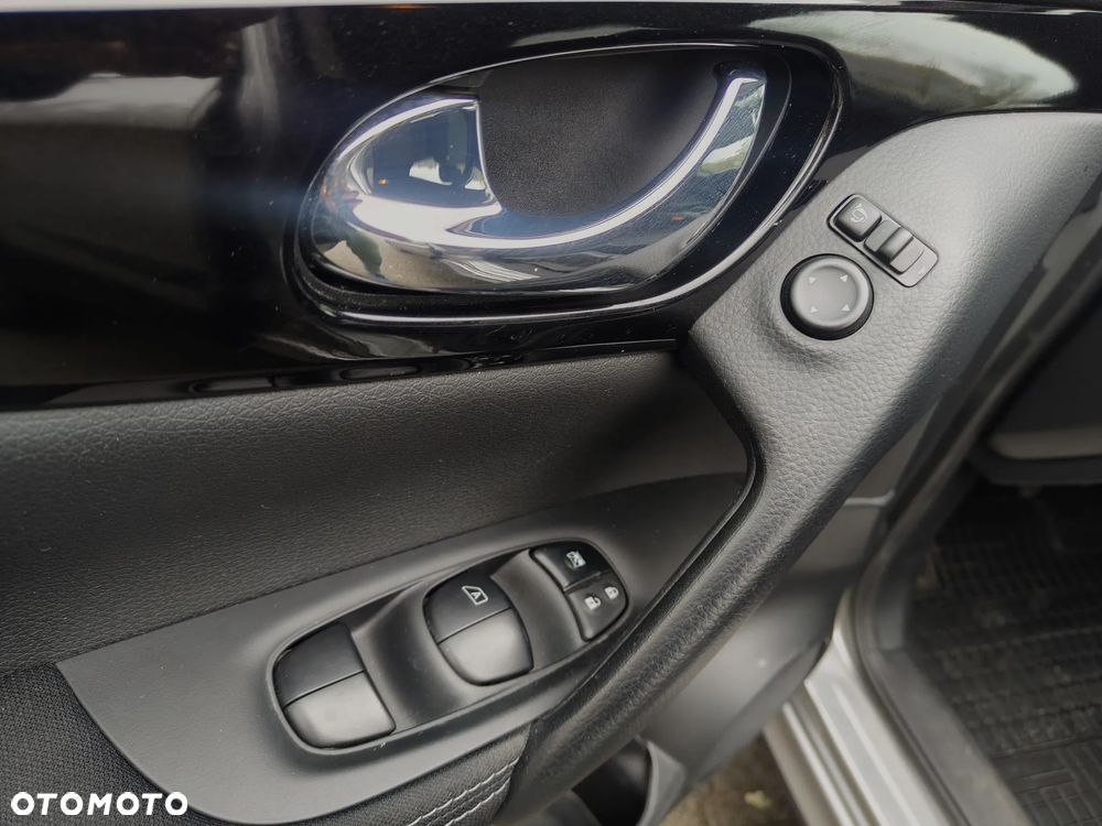 Nissan Qashqai 1.6 DIG-T Tekna - 15