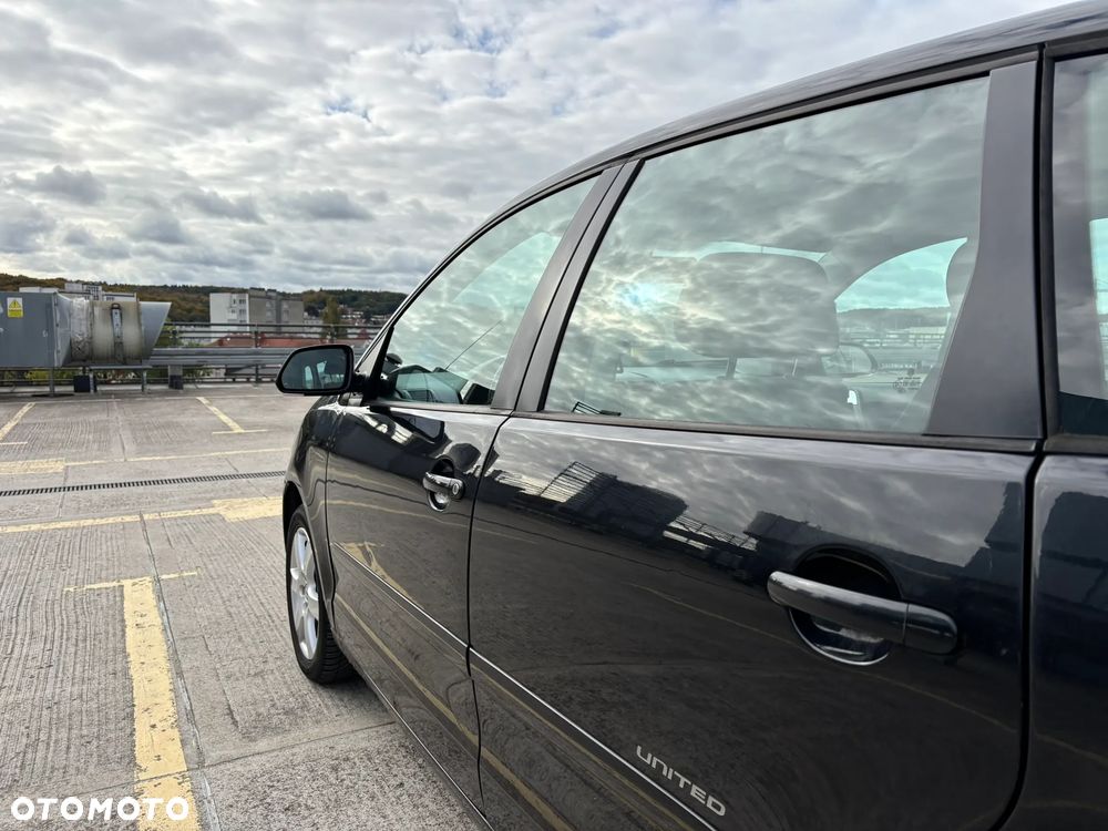 Volkswagen Polo 1.4 - 9