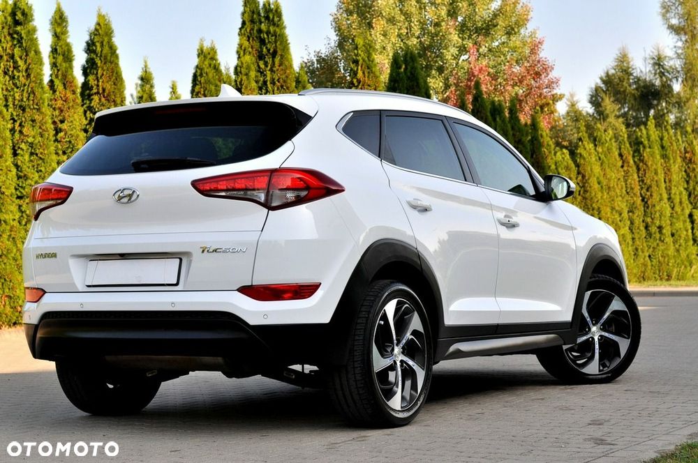 Hyundai Tucson 1.7 CRDI BlueDrive Comfort 2WD - 33