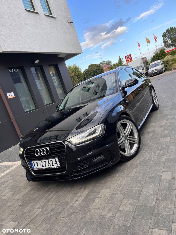 Audi A4 Avant 2.0 TDI DPF clean diesel multitronic S line Sportpaket - 10