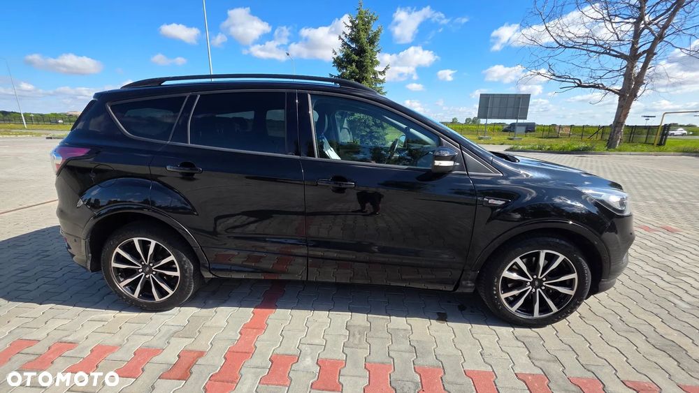 Ford Kuga 2.0 TDCi AWD ST-Line - 4