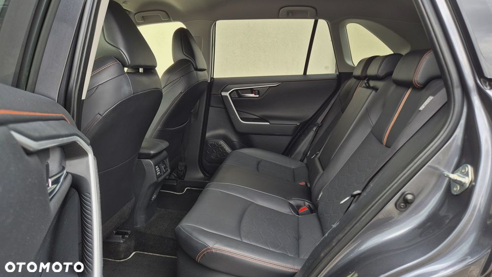 Toyota RAV4 2.5 4x4 Adventure - 9