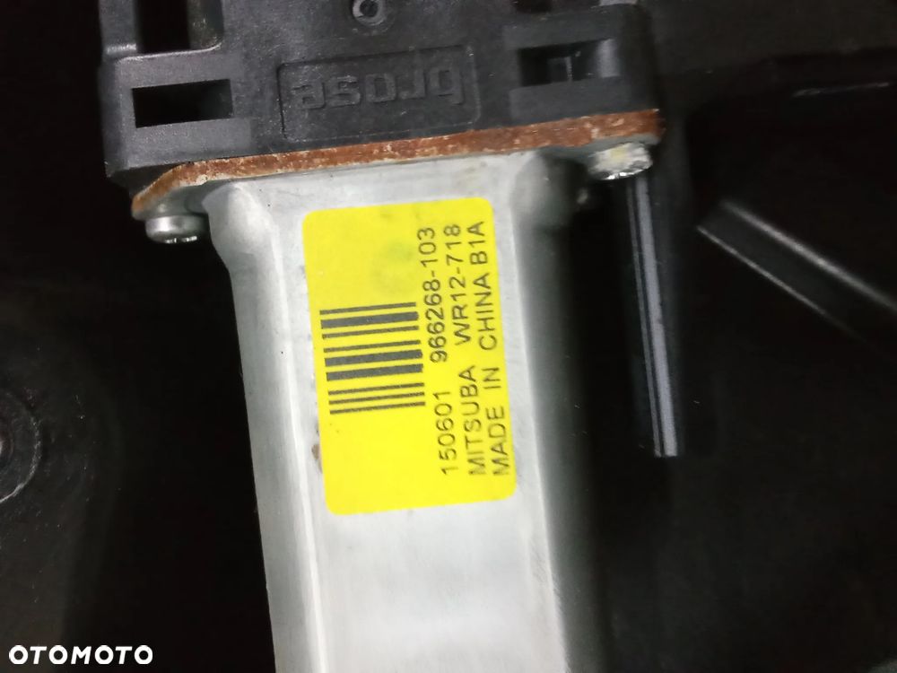 Volvo XC60  2016 r podnośnik szyby lewy przód - 3