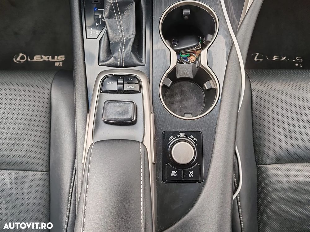 Lexus Seria RX 450h (hybrid) Luxury Line - 17