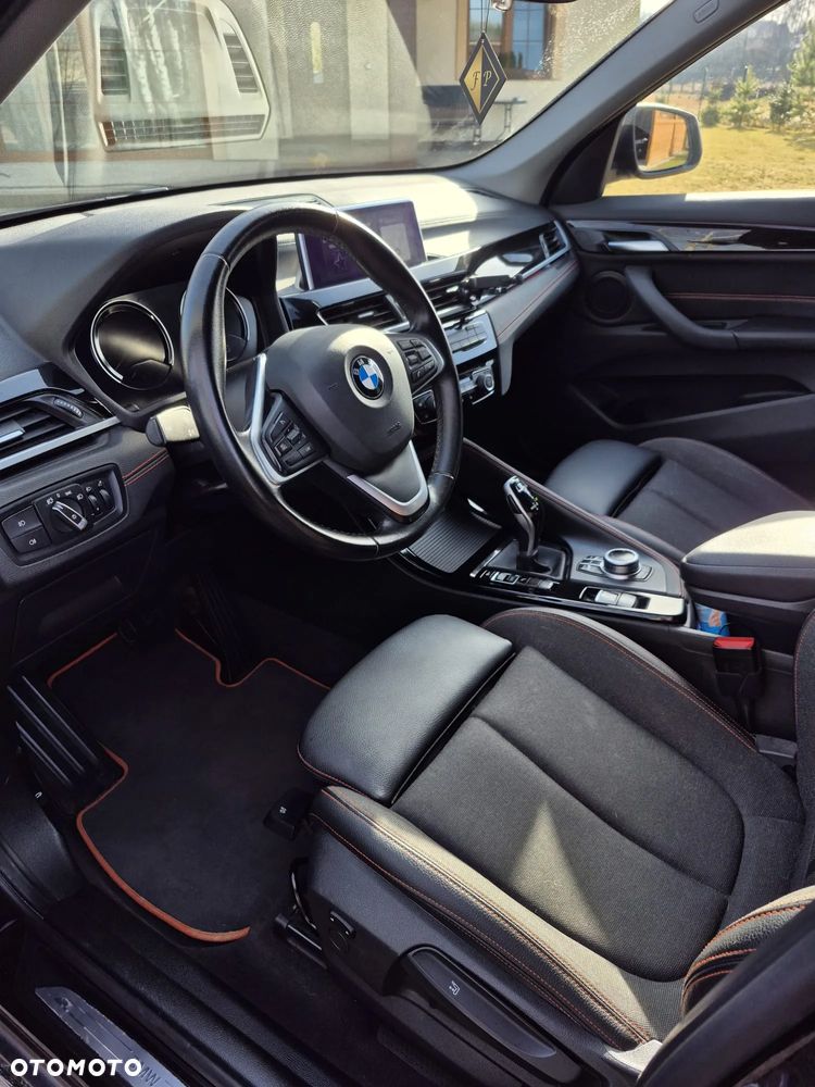 BMW X1 sDrive18i - 13