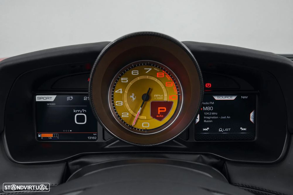 Ferrari F8 Tributo 3.9 Twin-Turbo V8 - 15
