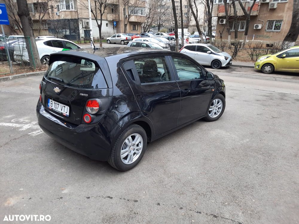 Chevrolet Aveo - 5