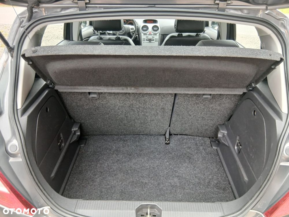 Opel Corsa 1.2 16V Enjoy - 38