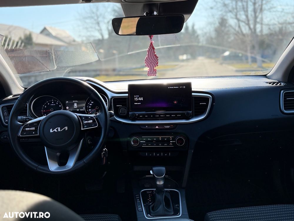 Kia XCeed 1.5 T-GDI 7DCT Style - 9