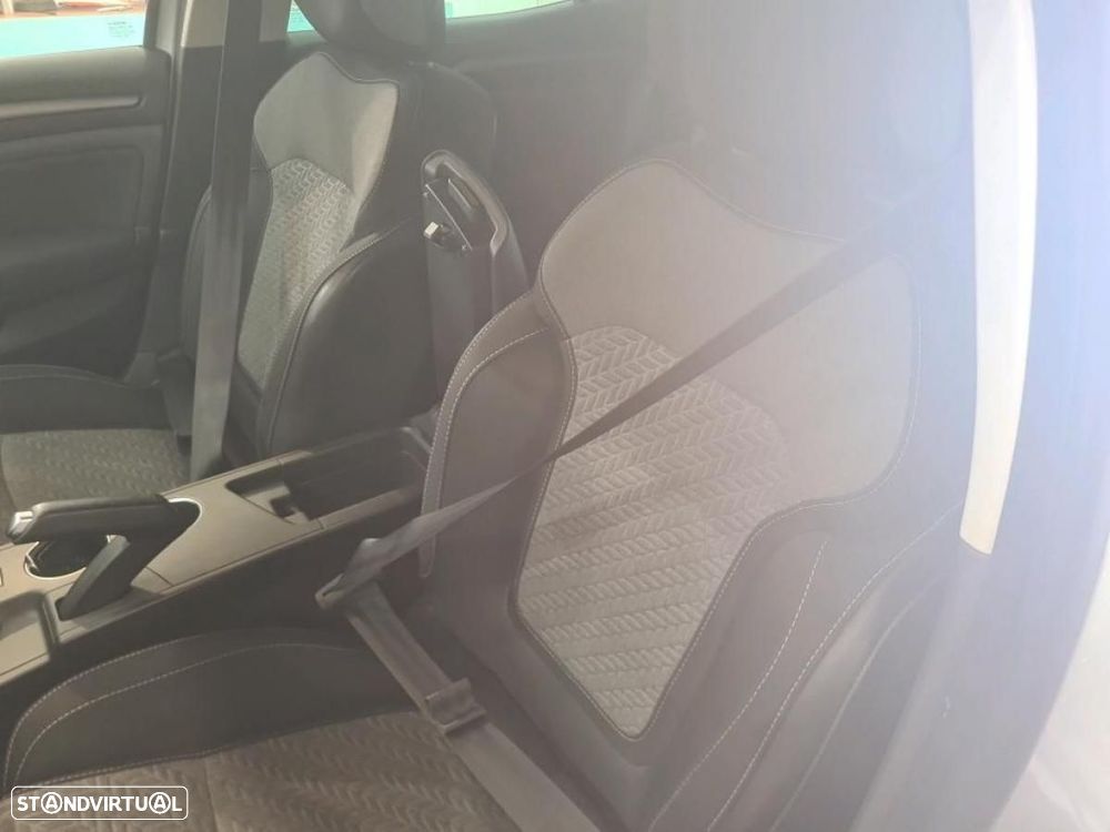 Renault Mégane 1.5 Blue dCi Limited - 7