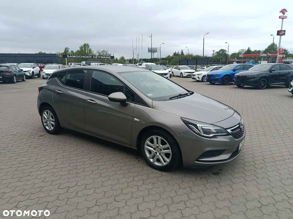 Opel Astra 1.6 CDTI Enjoy - 4