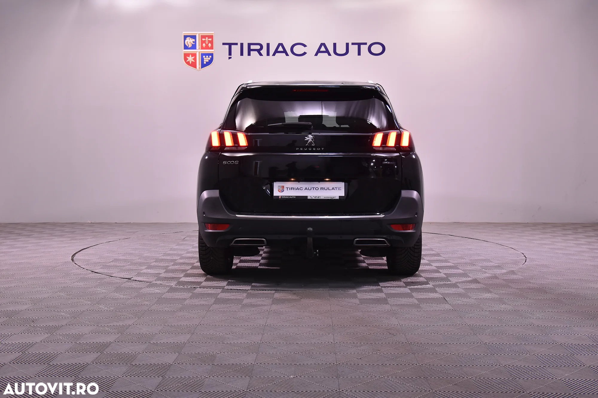 Peugeot 5008 BlueHDI 130 EAT8 GT - 4