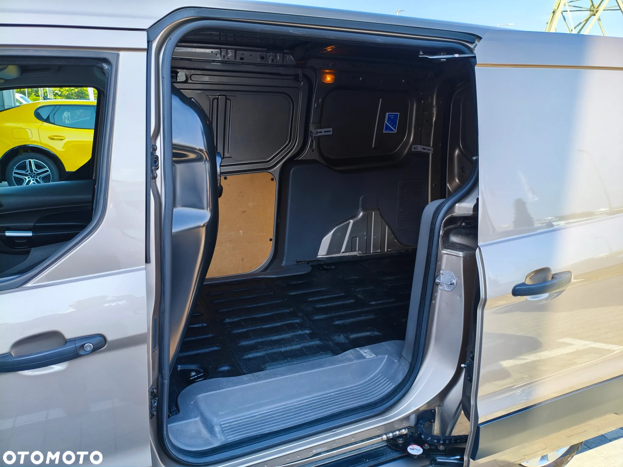 Ford Transit Connect L2 - 29