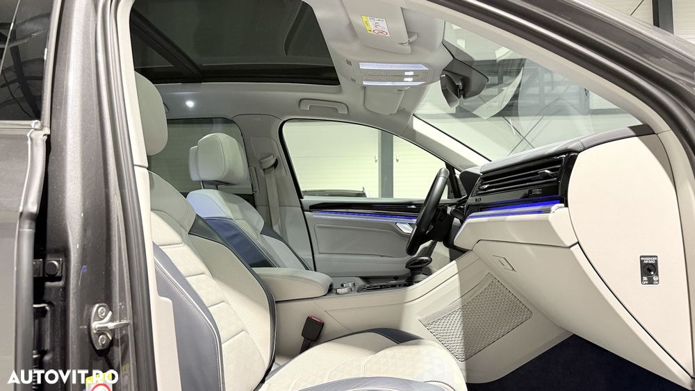 Volkswagen Touareg 3.0 V6 e-Hybrid 4Motion Aut. Elegance - 28