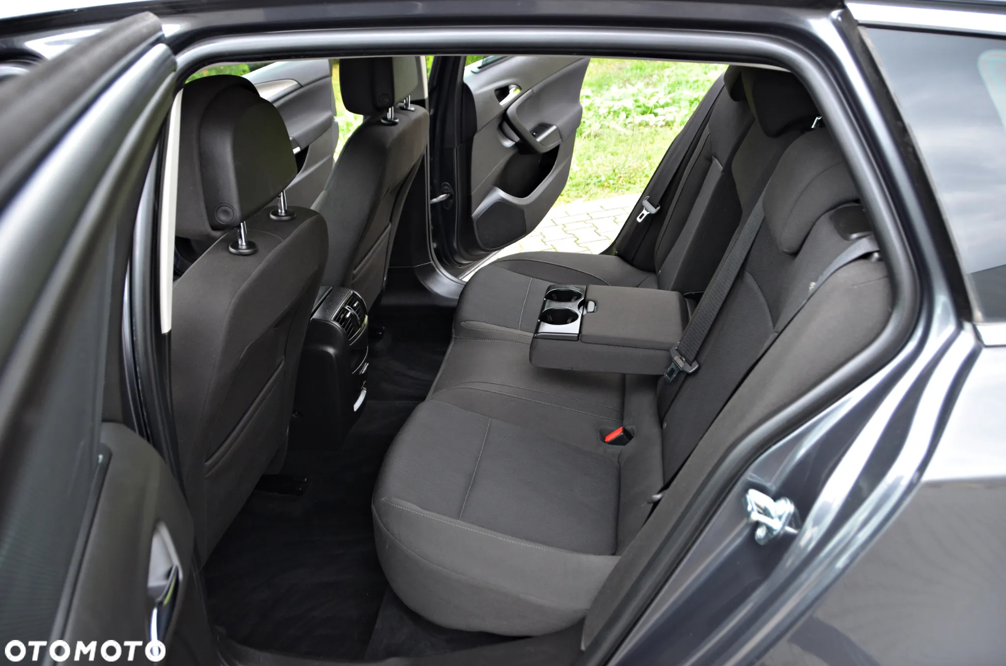 Opel Insignia 2.0 CDTI - 25