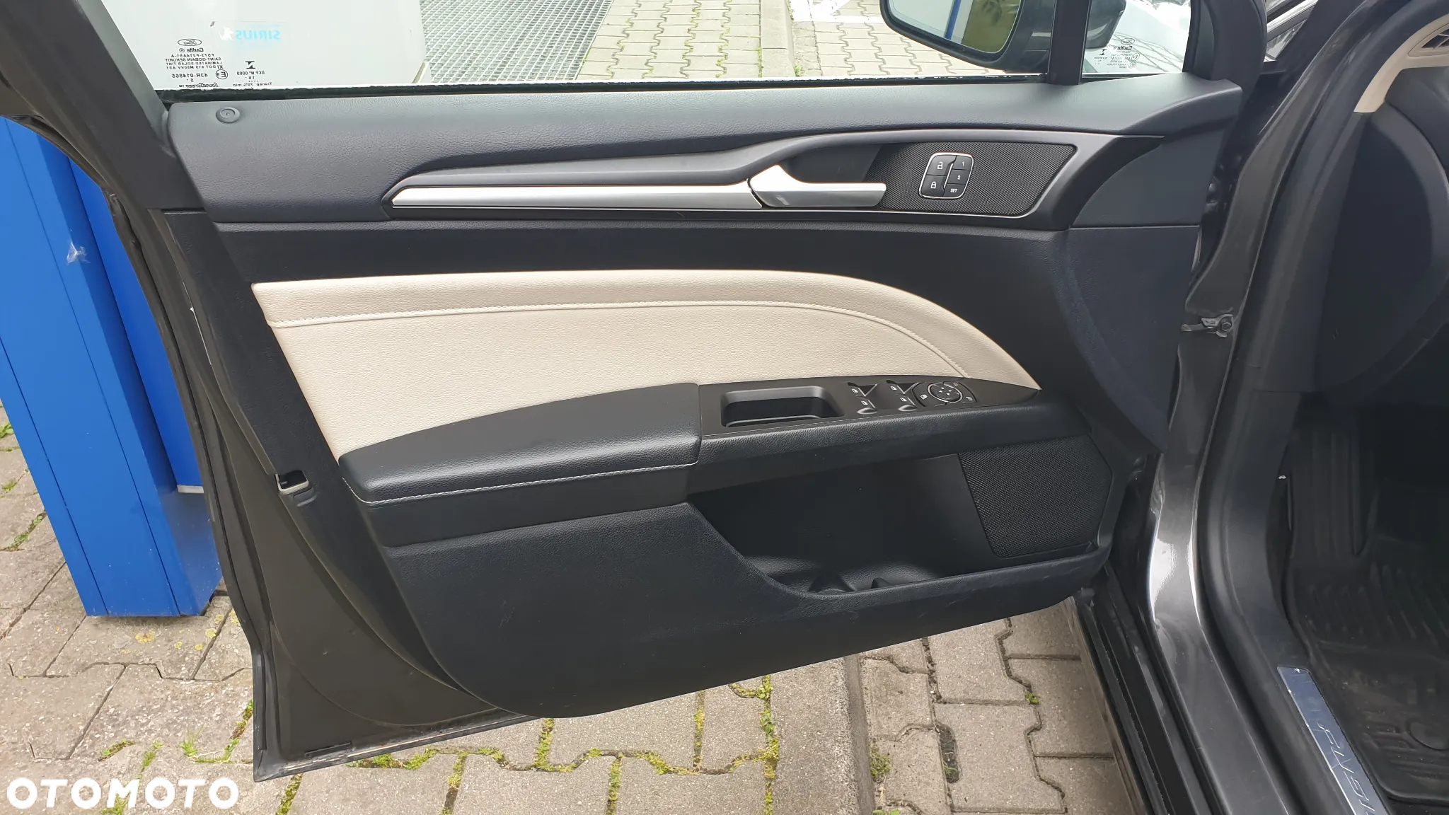 Ford Fusion 2.0 EcoBoost Titanium - 16