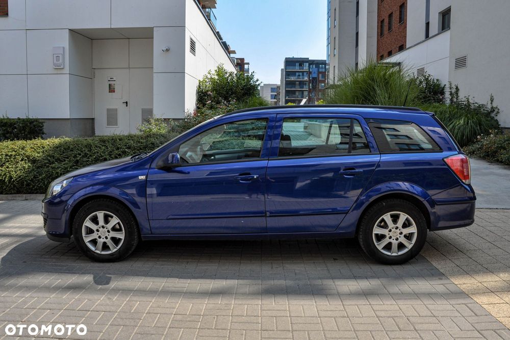 Opel Astra - 2