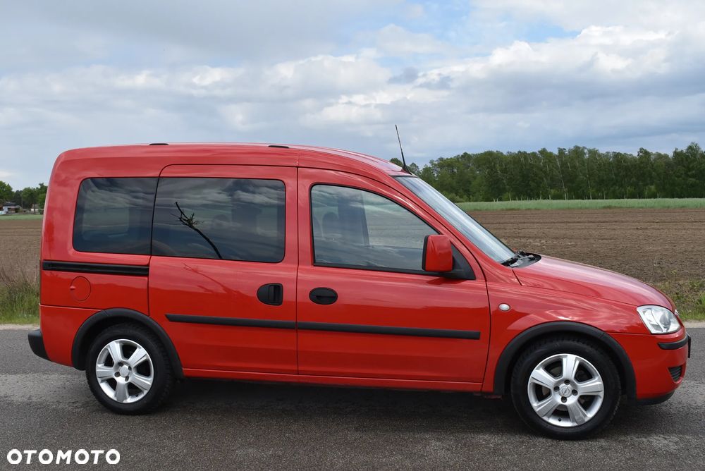 Opel Combo Tour Color Edition - 13