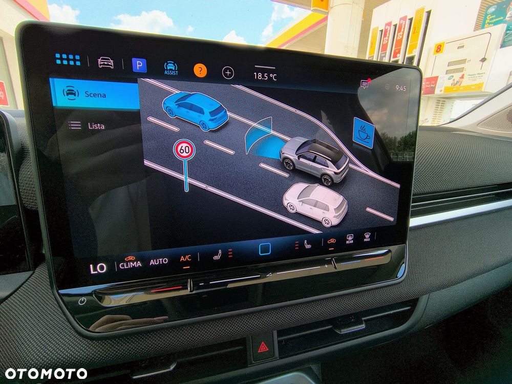 Volkswagen T-Roc 1.5 eTSI Life DSG - 24