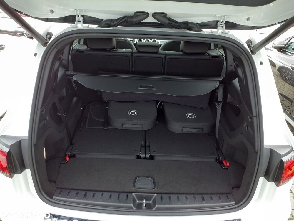 Mercedes-Benz EQB - 30