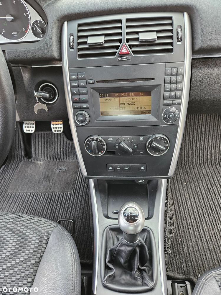 Mercedes-Benz Klasa B 180 CDI - 12