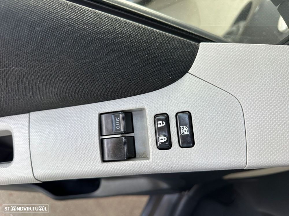 Toyota Yaris 1.0 VVT-i ACtive+AC - 13