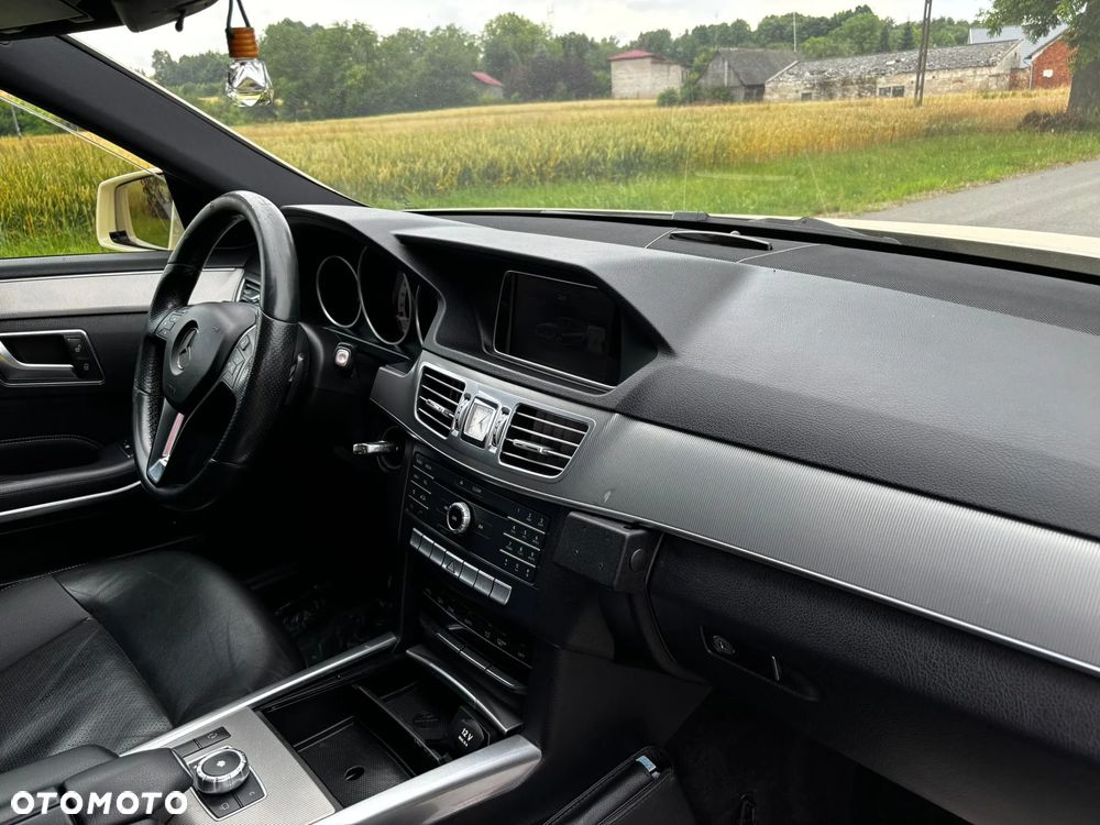 Mercedes-Benz Klasa E 220 BlueTEC 4Matic 7G-TRONIC Avantgarde - 8