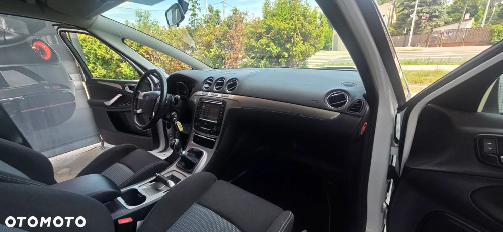 Ford S-Max 2.0 TDCi DPF Business Edition - 38
